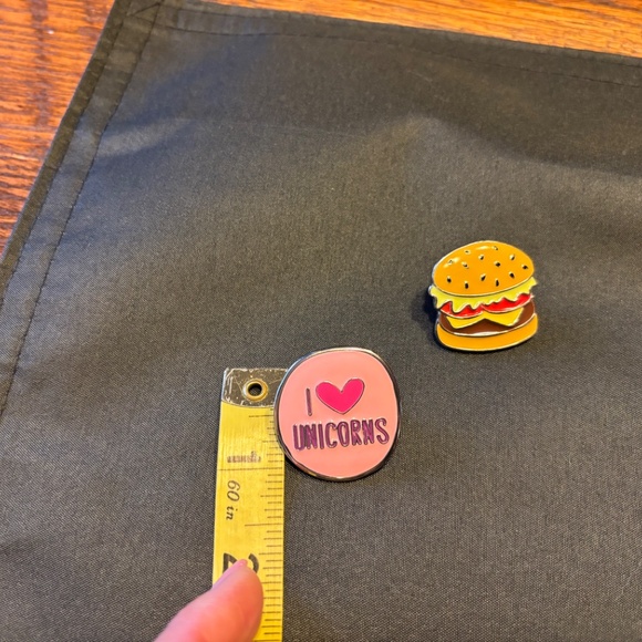 Hamburger & I Love Unicorns Backpack Pins - Picture 5 of 7